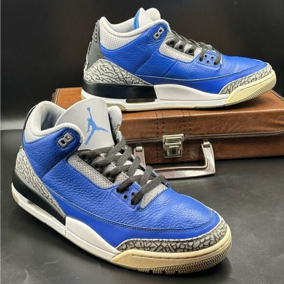 Air Jordan 3 Retro 'Varsity Royal' - Picture 1 of 9